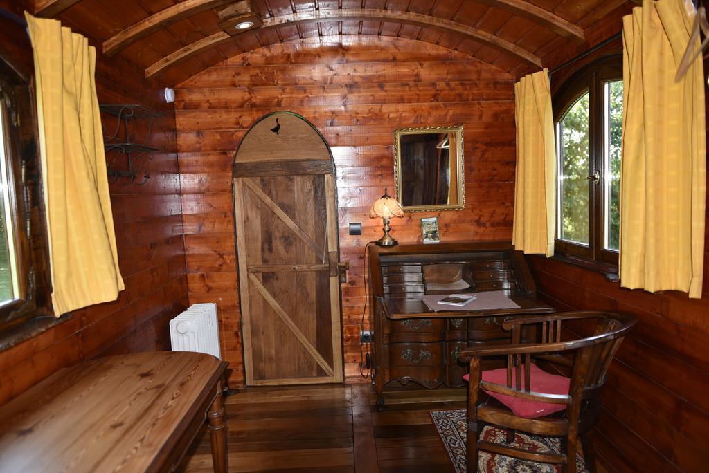 Yourte Roulotte Et Gite De La Laita Clohars-Carnoët Exterior foto